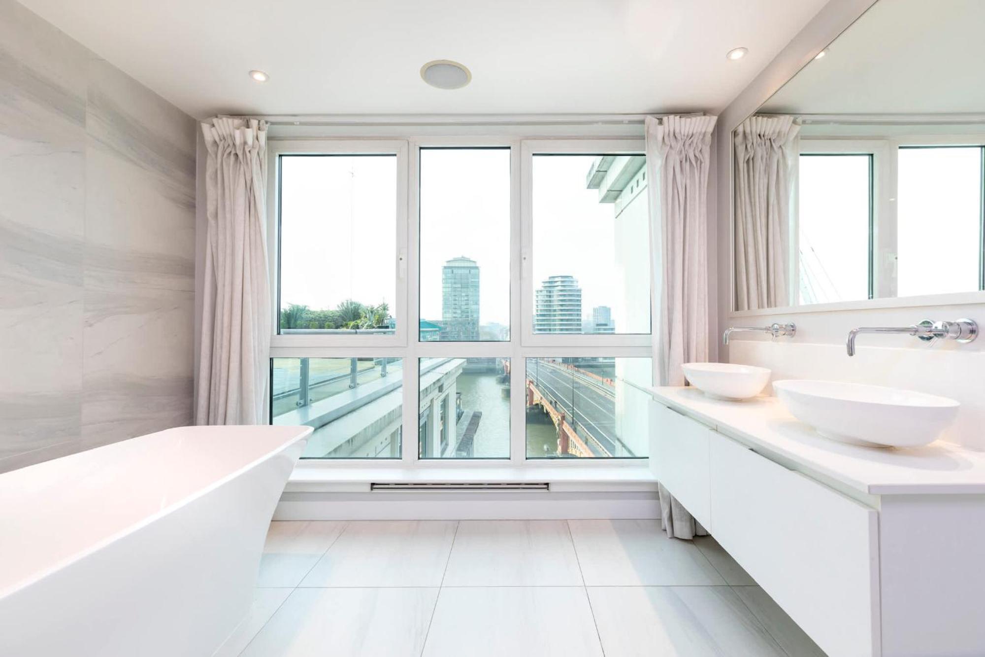 Luxury Panoramic 3 Bed With Private Terrace London