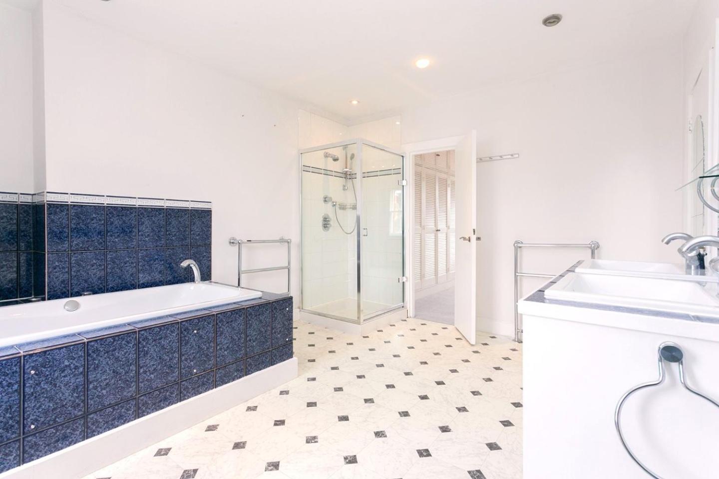 Apartment Delightful By Kensington & Chelsea Desirable Locations W8 Sw