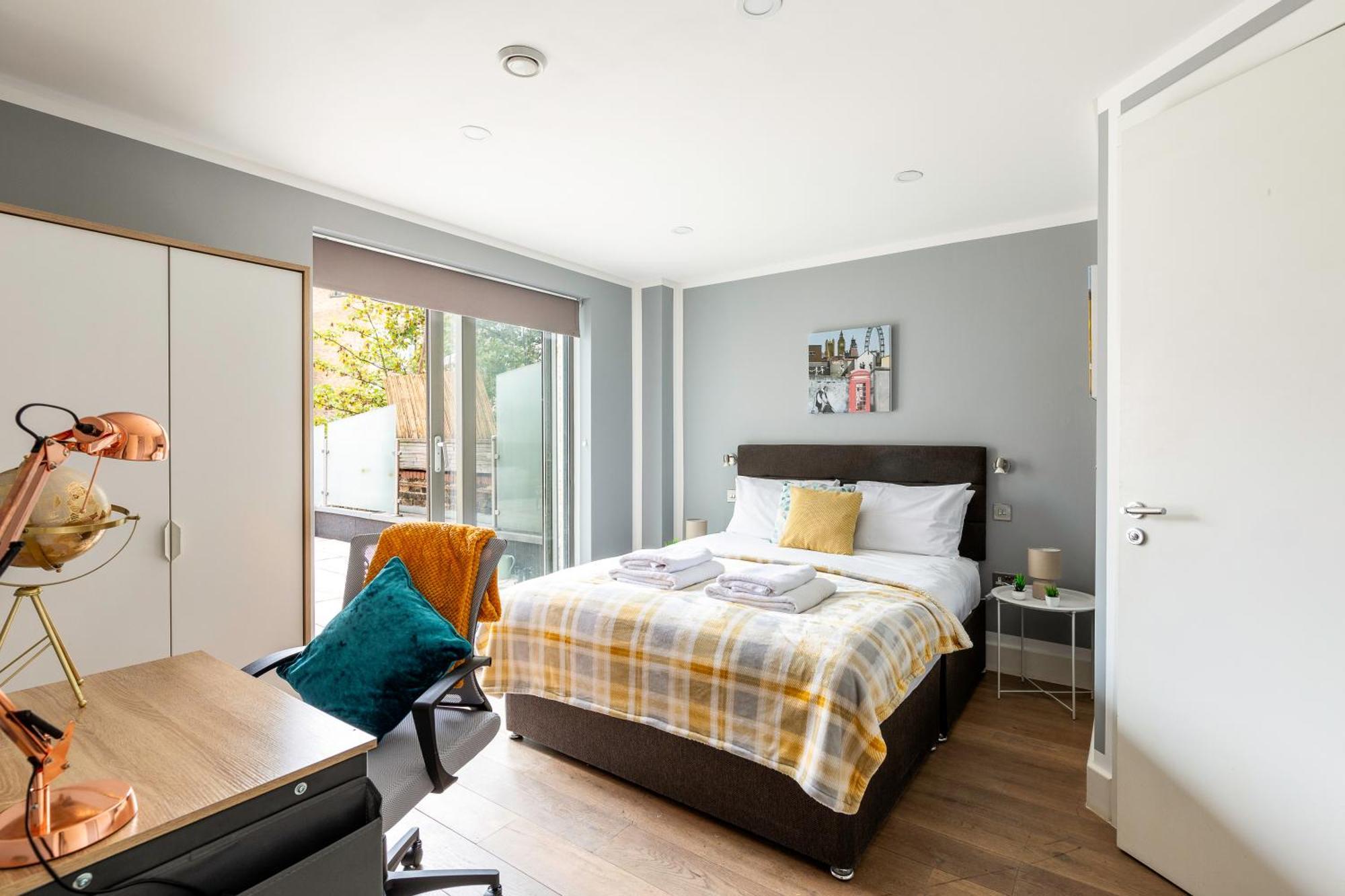 Apartment Luxury Notting Hill On Canal In Of Westminster Trendy Massive *
