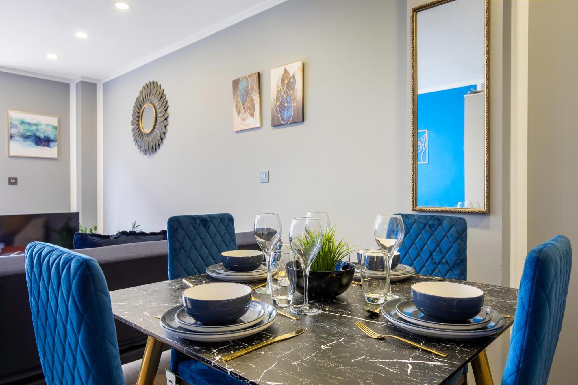 Luxury Notting Hill On Canal In Of Westminster Trendy Massive Apartment London