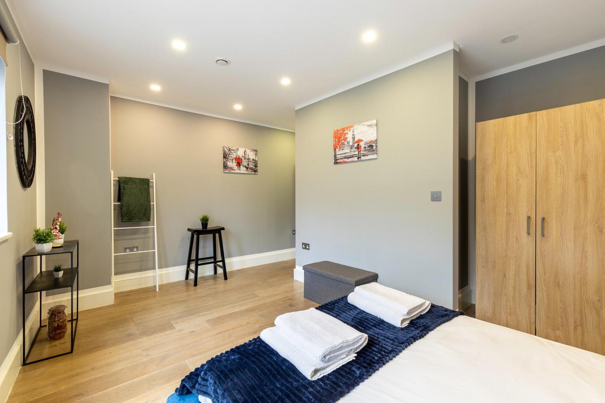 Luxury Notting Hill On Canal In Of Westminster Trendy Massive *