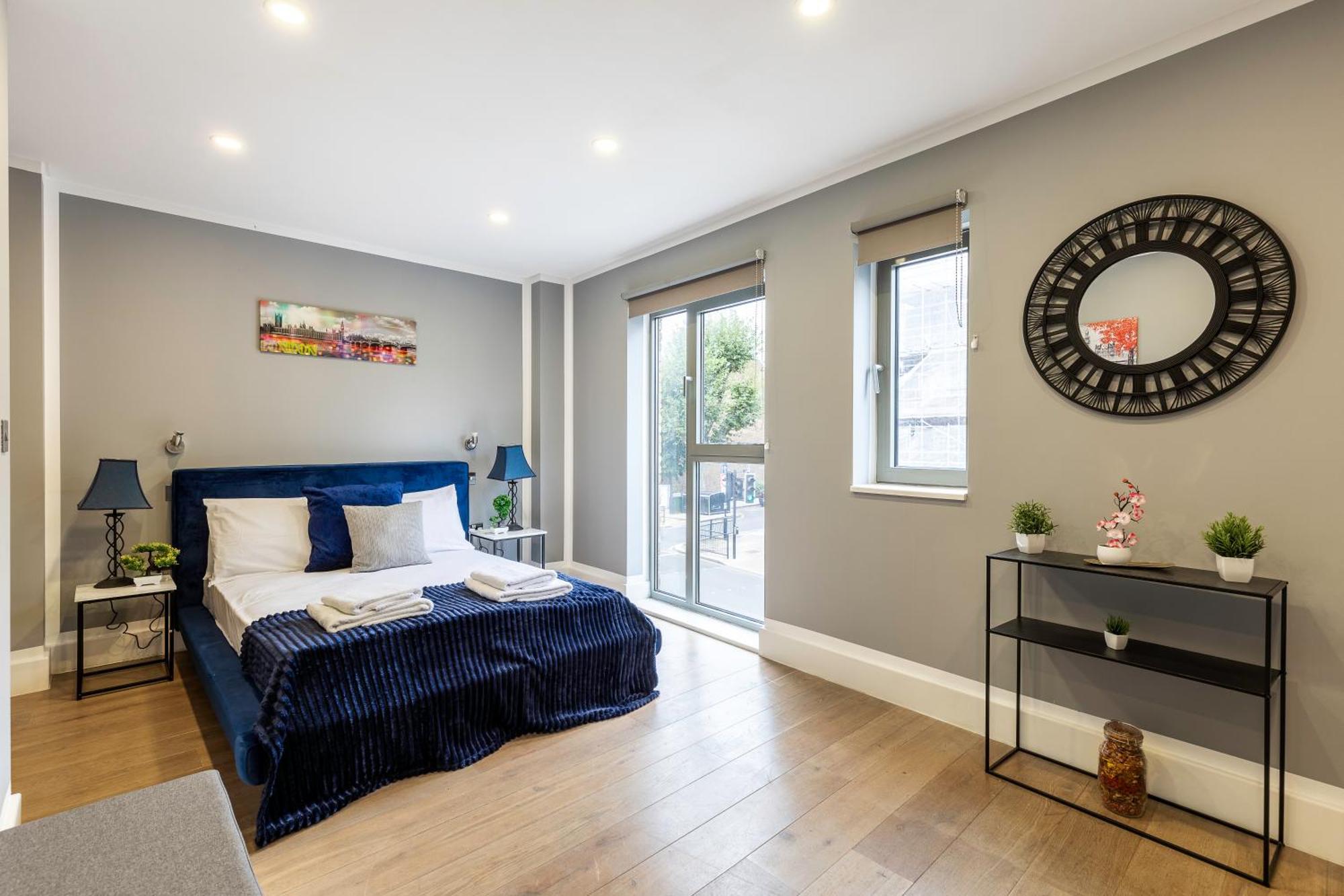 Apartment Luxury Notting Hill On Canal In Of Westminster Trendy Massive *