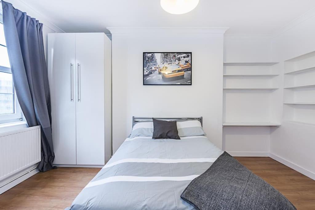Stylish 3-bed In Clerkenwell Within Walking Distance To Tube Stations *