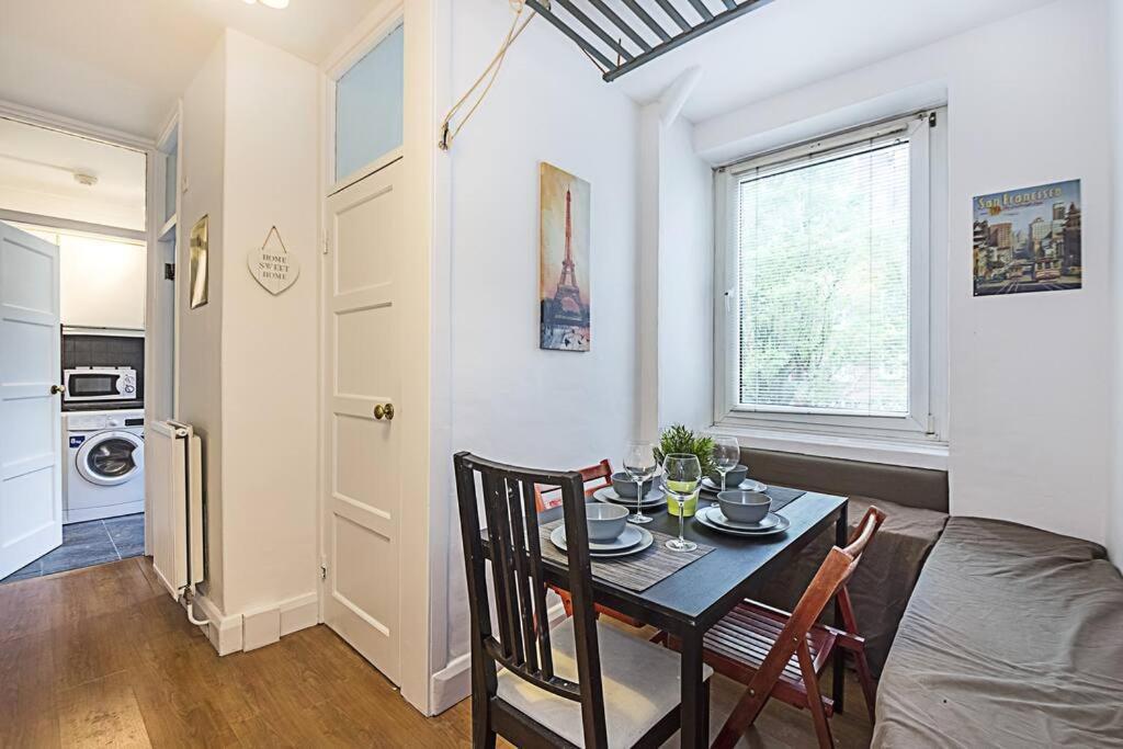 Apartment Stylish 3-bed In Clerkenwell Within Walking Distance To Tube Stations