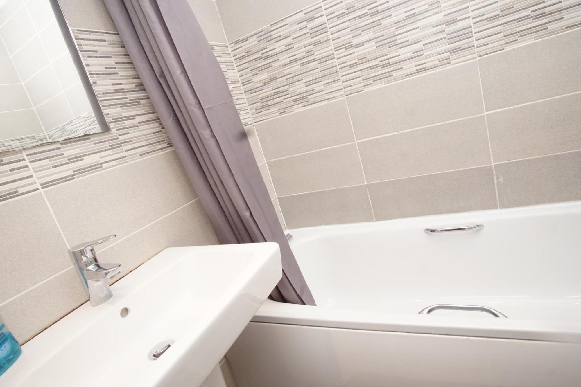 Apartment Evergreen Apartments- Flat 2