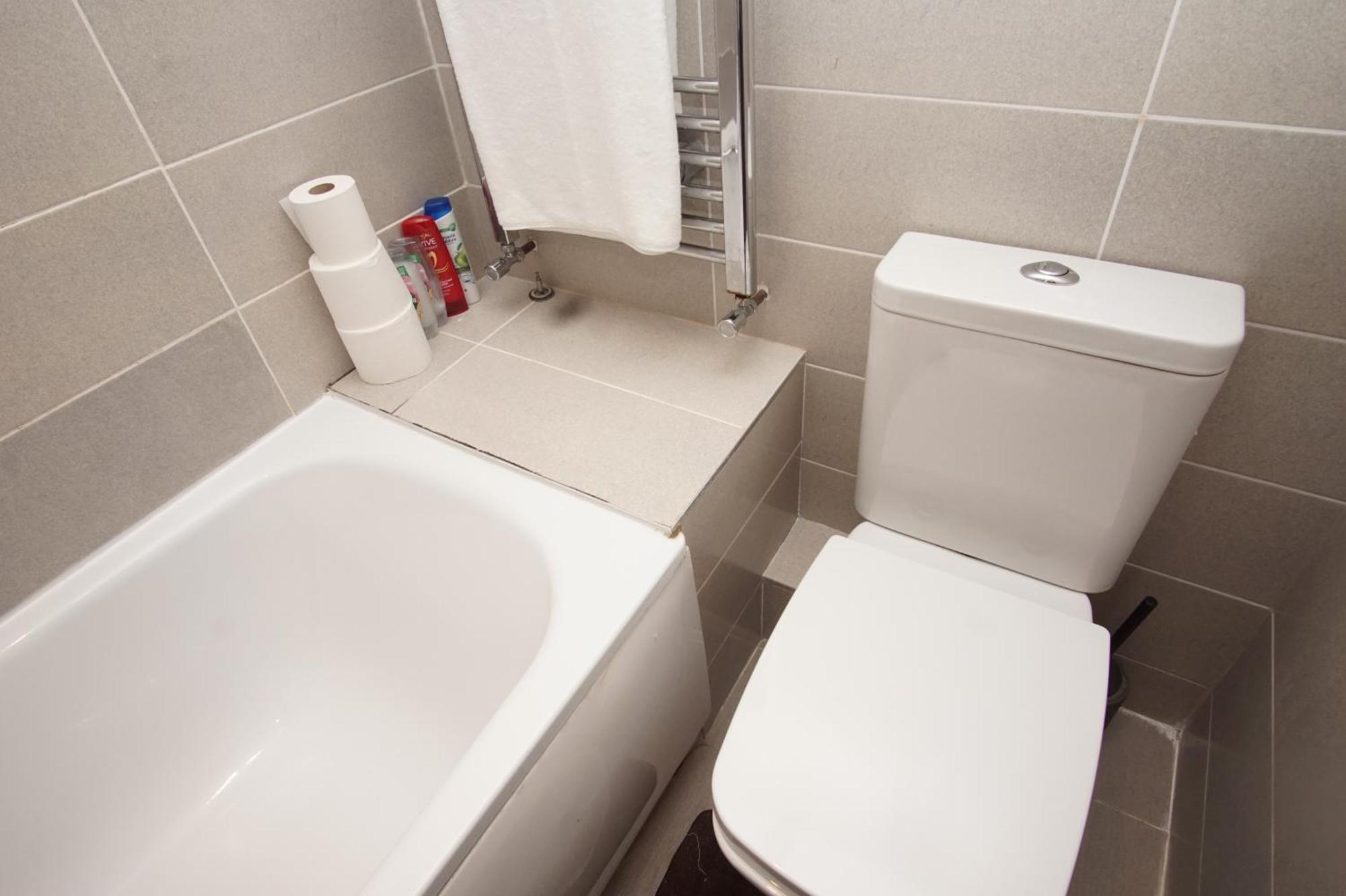 Apartment Evergreen Apartments- Flat 2