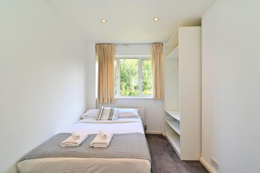 Appartement 3-bedroom With Parking In Maida Vale Londen
