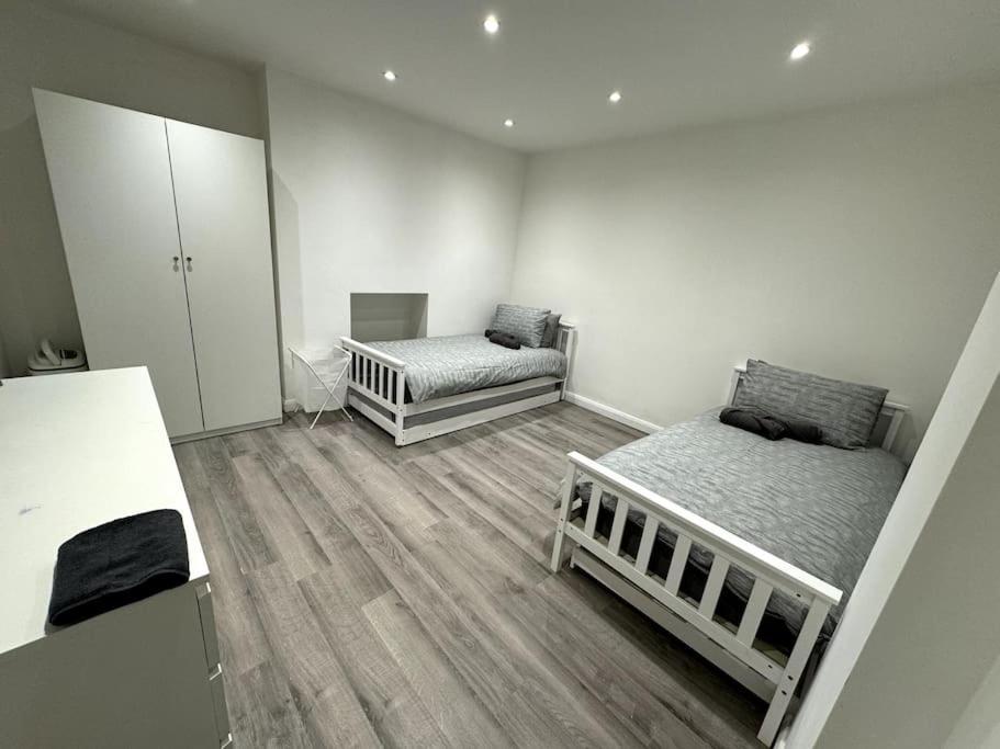 Apartment Great 3 Bedrooms Flat In Clapham London