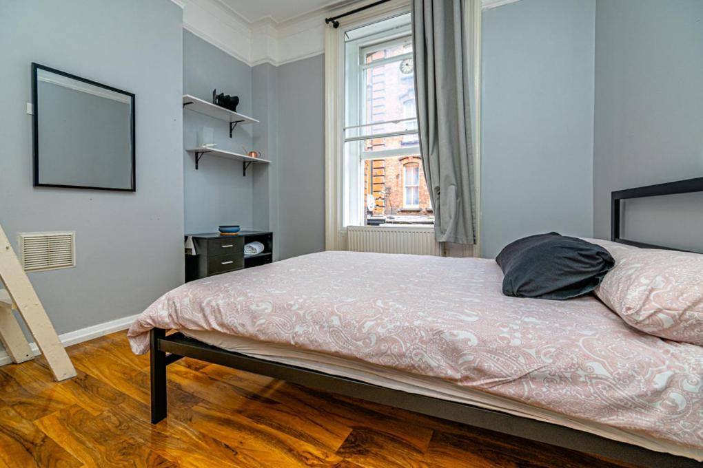 Private In Quirky Soho Aparthotel London