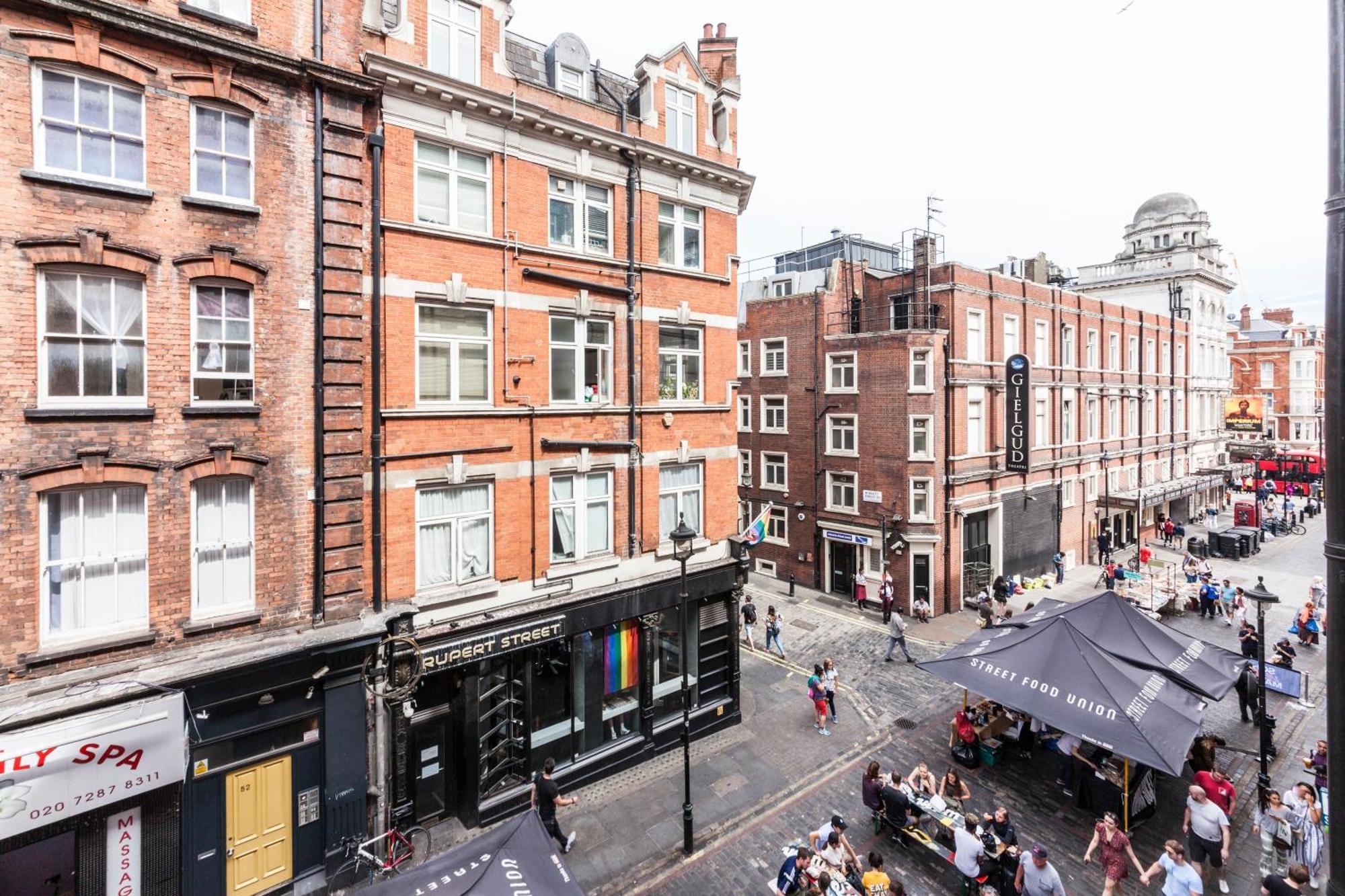 Private In Quirky Soho Aparthotel