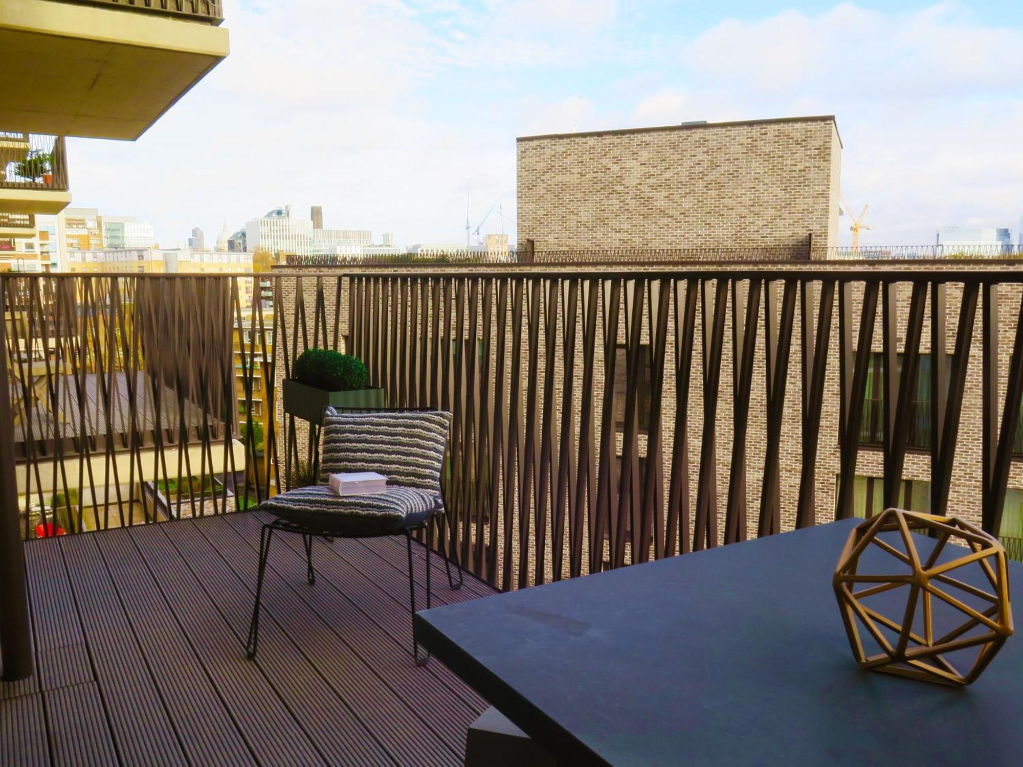 Lux Bridge One Bedroom London