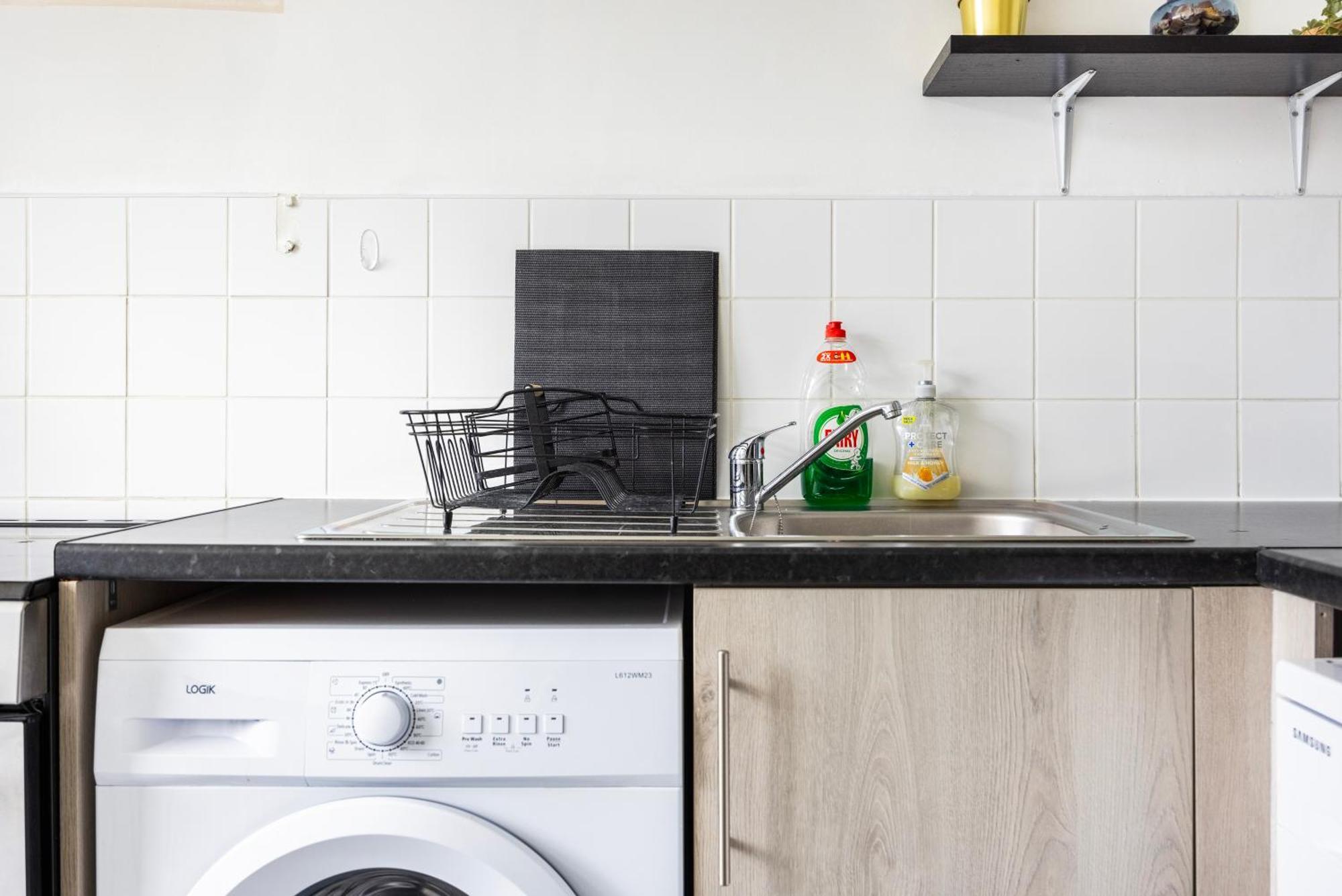 Business 2 Beds - Poplar - 2 Minutes From Station London