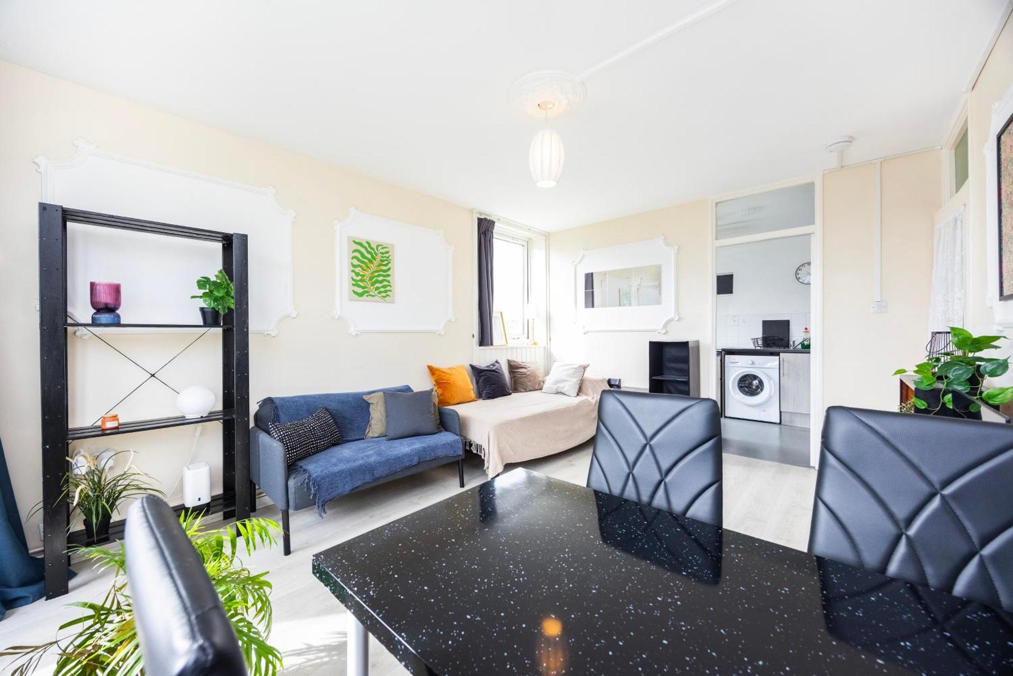 Apartment Business 2 Beds - Poplar - 2 Minutes From Station London