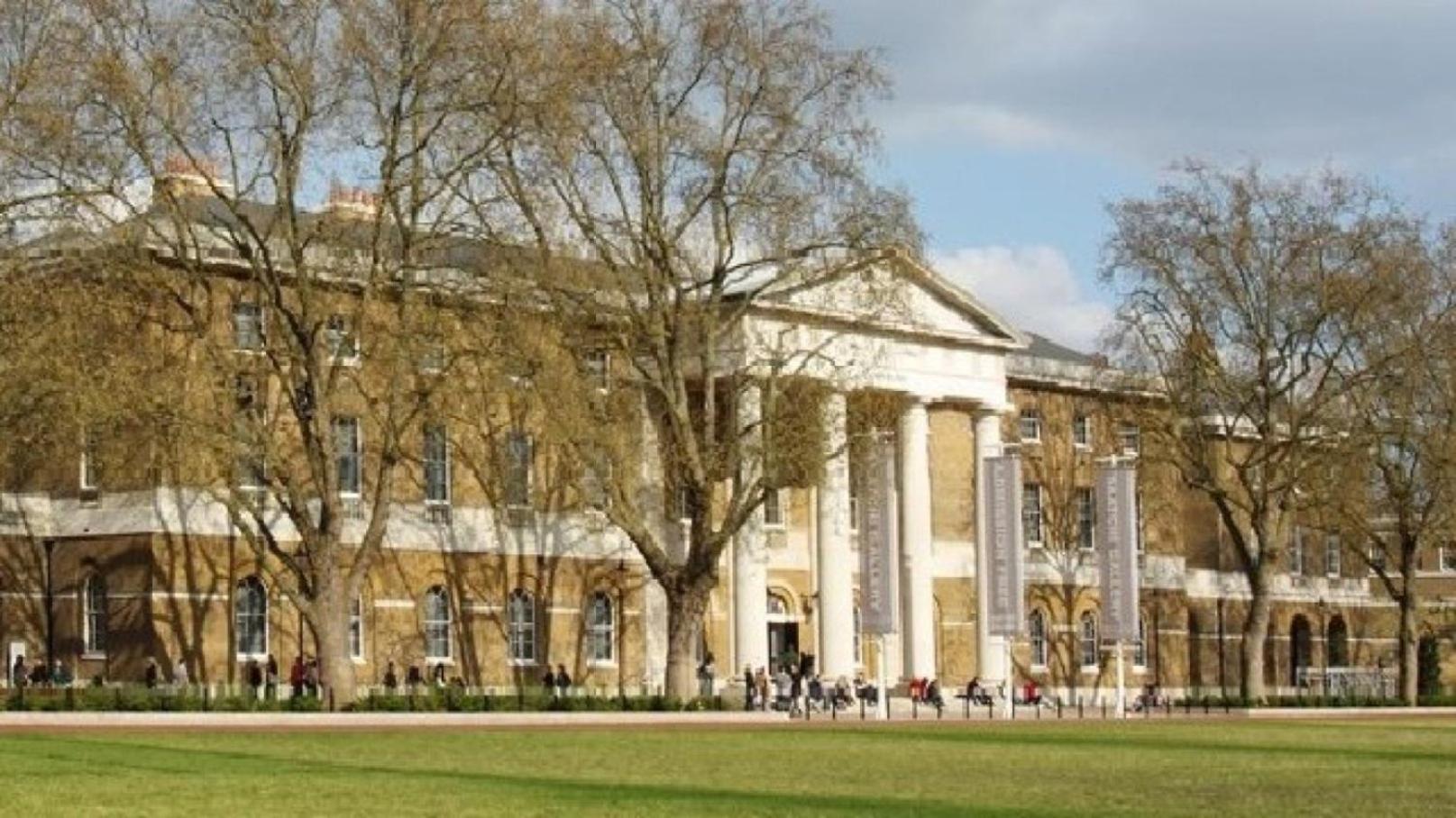 Refined 2 Bedroom Flat Few Steps From The Oval Appartement Londen