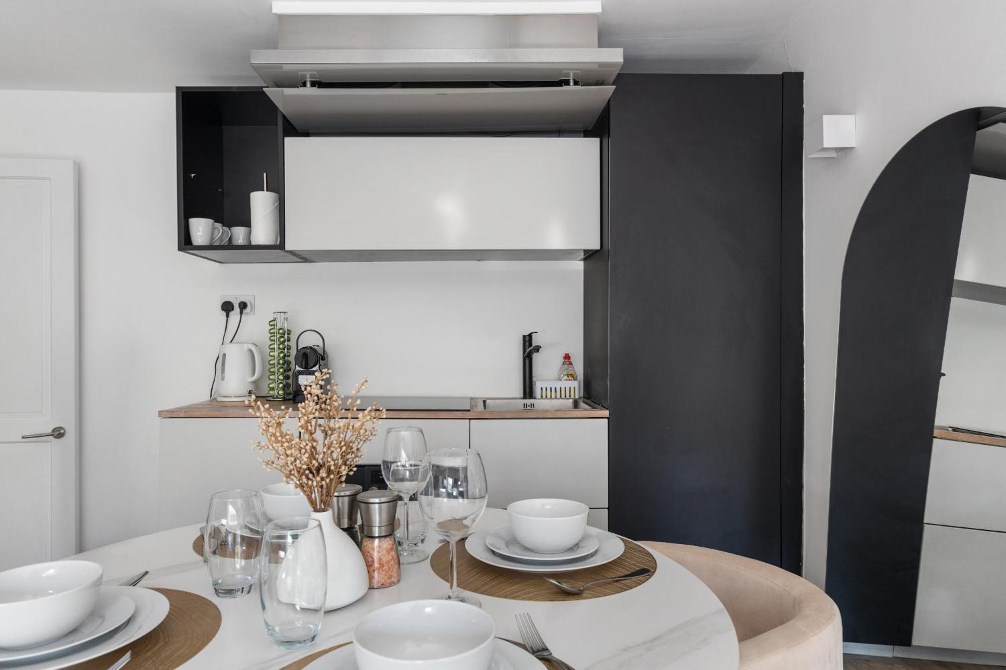 Apartment Serenity Escape - La Reserve Knightsbridge London