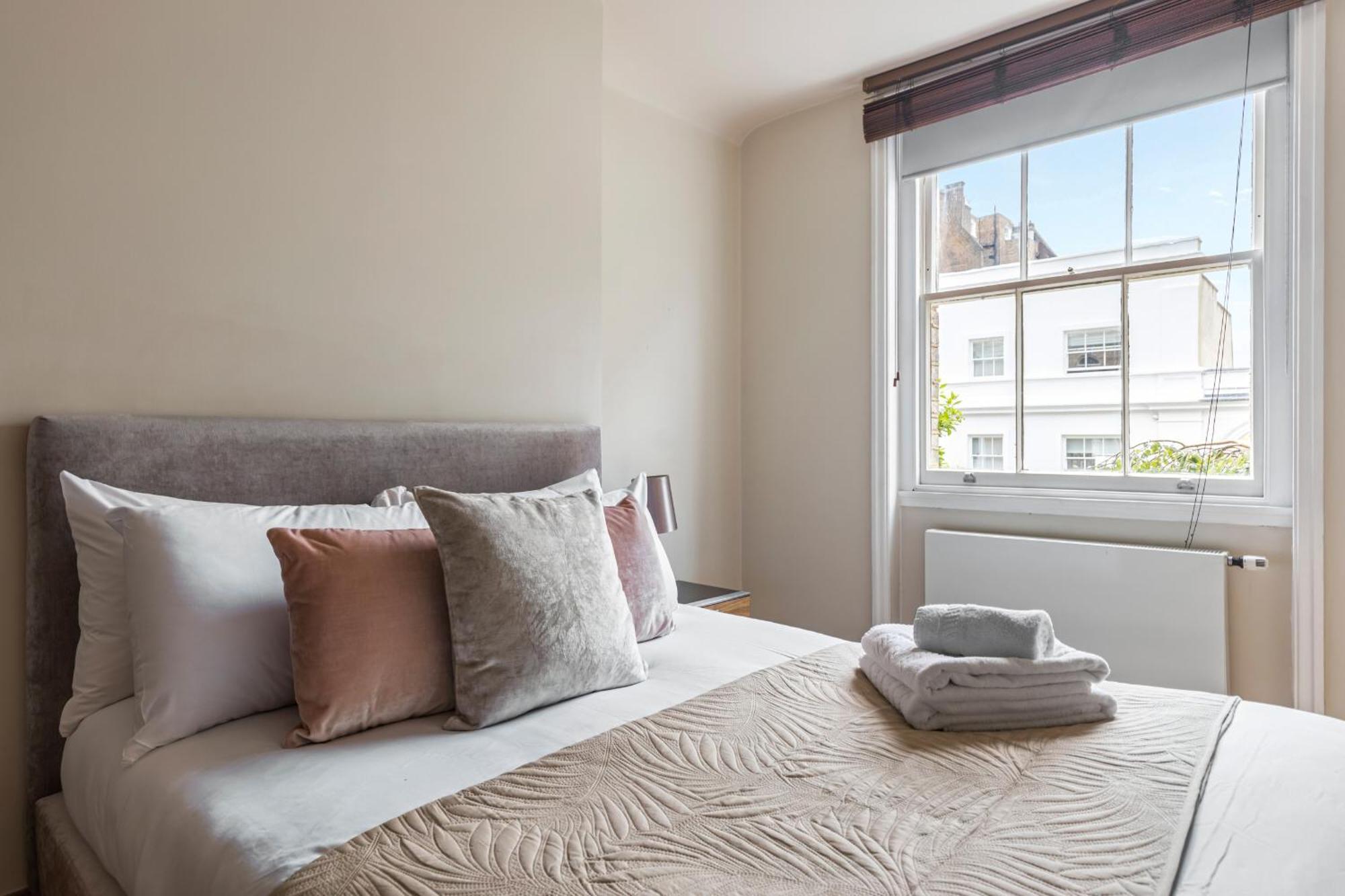 Enchanting Hideaway - La Reserve South Kensington Londen