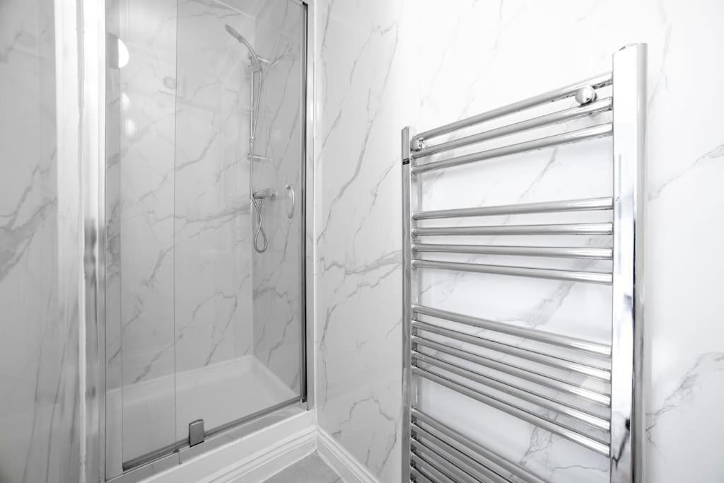 2 Bedroom Flat In Notting Hill Appartement *