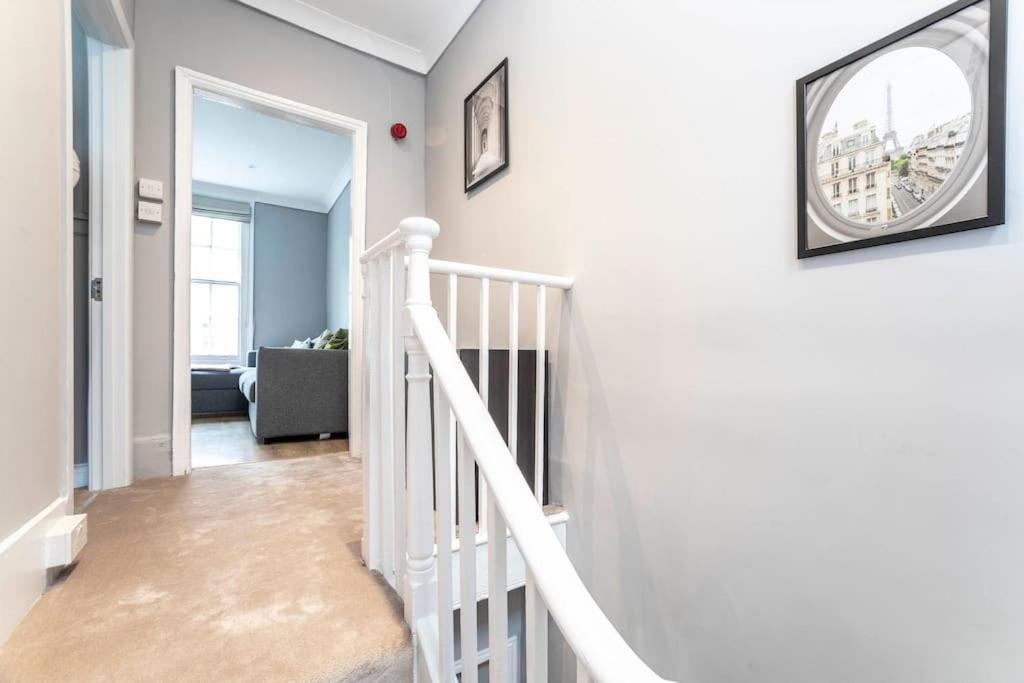 2 Bedroom Flat In Notting Hill Appartement Londen