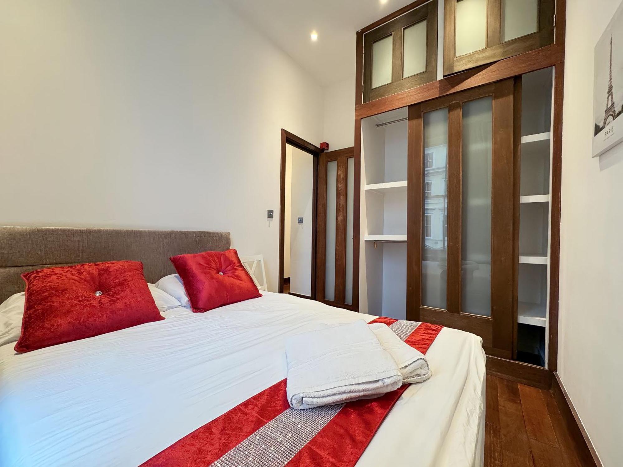 Kensington Premium Three Bed Appartement
