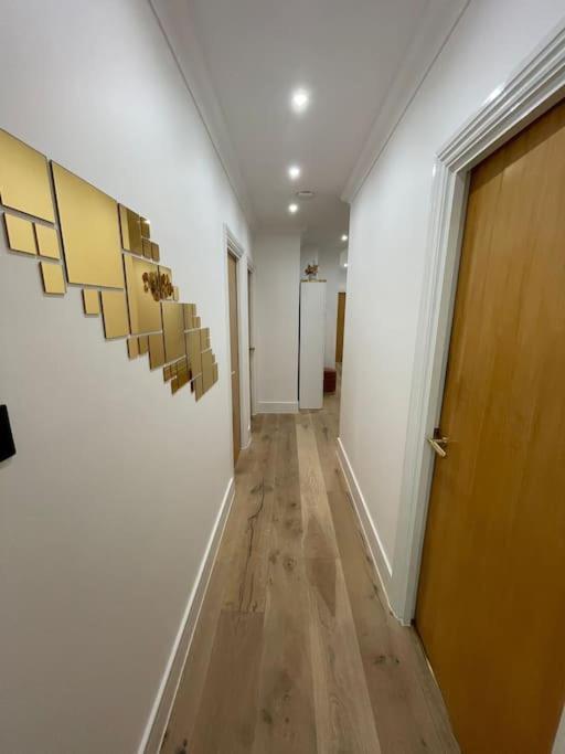 Apartment 3 Bed Smart - Canary Wharf