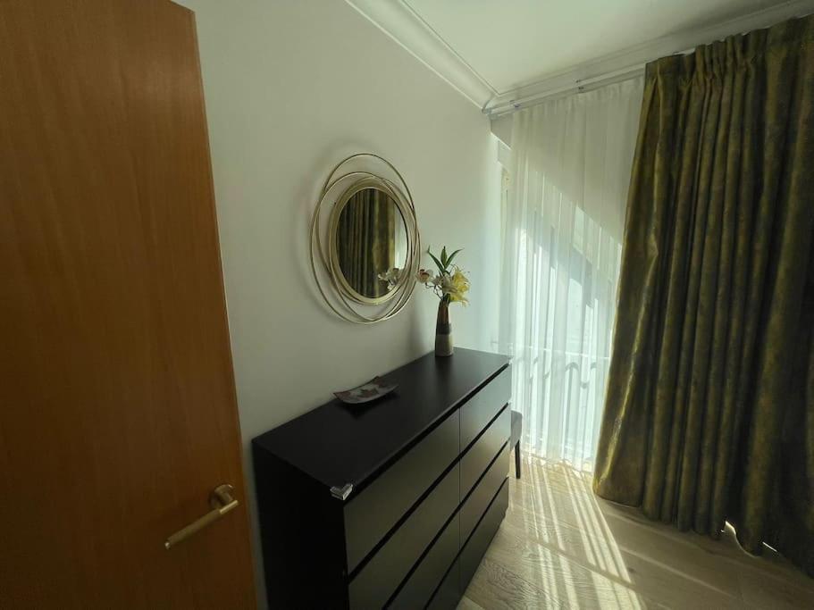 3 Bed Smart - Canary Wharf * London