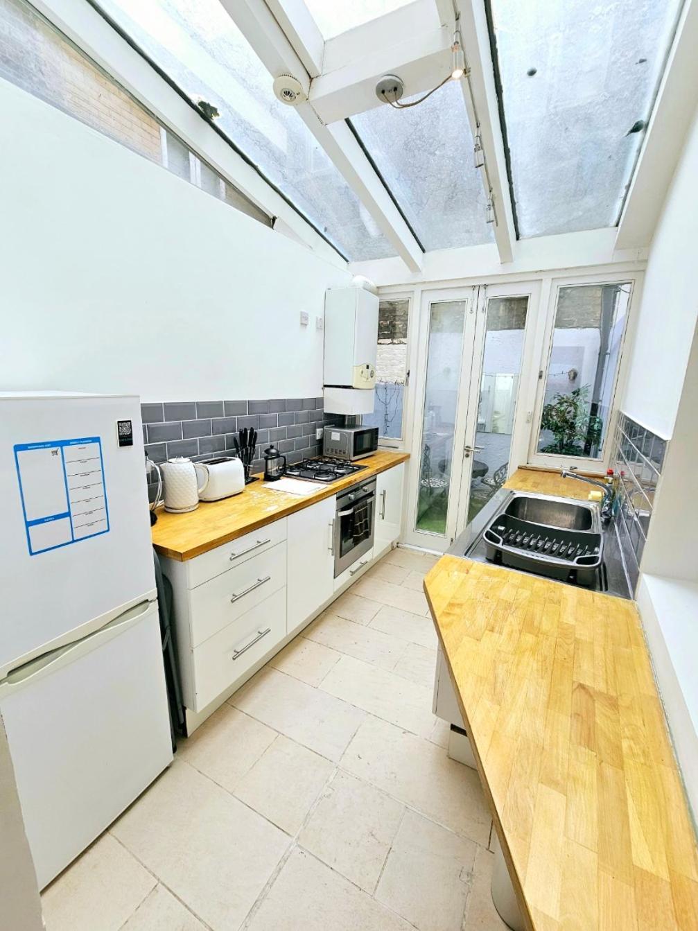 Apartment Charming Hyde Park Private With Back Patio By Lancaster Gate And Paddington Station *
