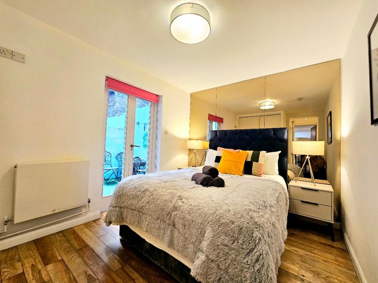 Apartment Charming Hyde Park Private With Back Patio By Lancaster Gate And Paddington Station