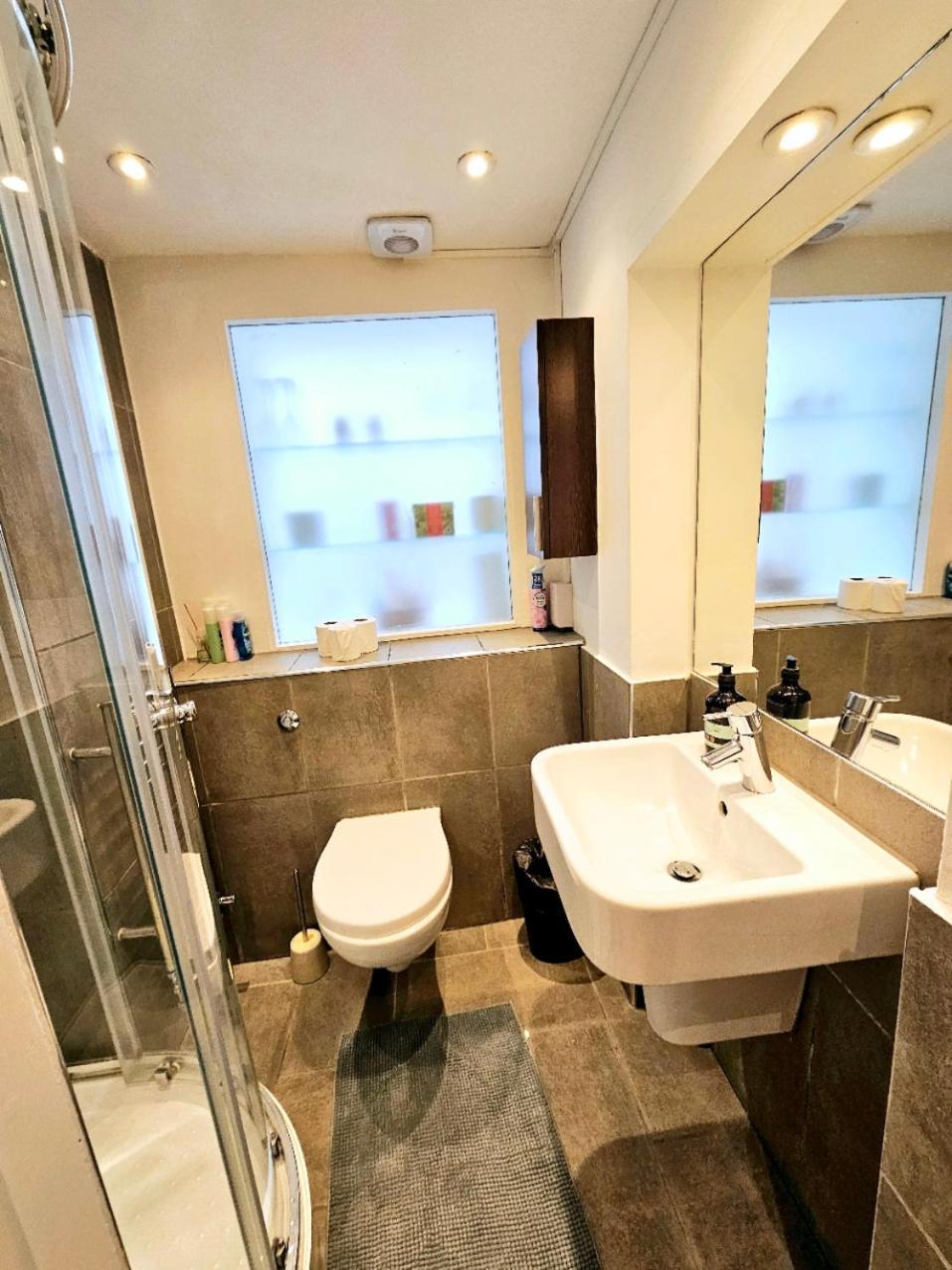 Charming Hyde Park Private With Back Patio By Lancaster Gate And Paddington Station * London