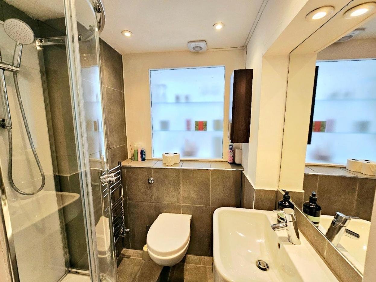 Charming Hyde Park Private With Back Patio By Lancaster Gate And Paddington Station