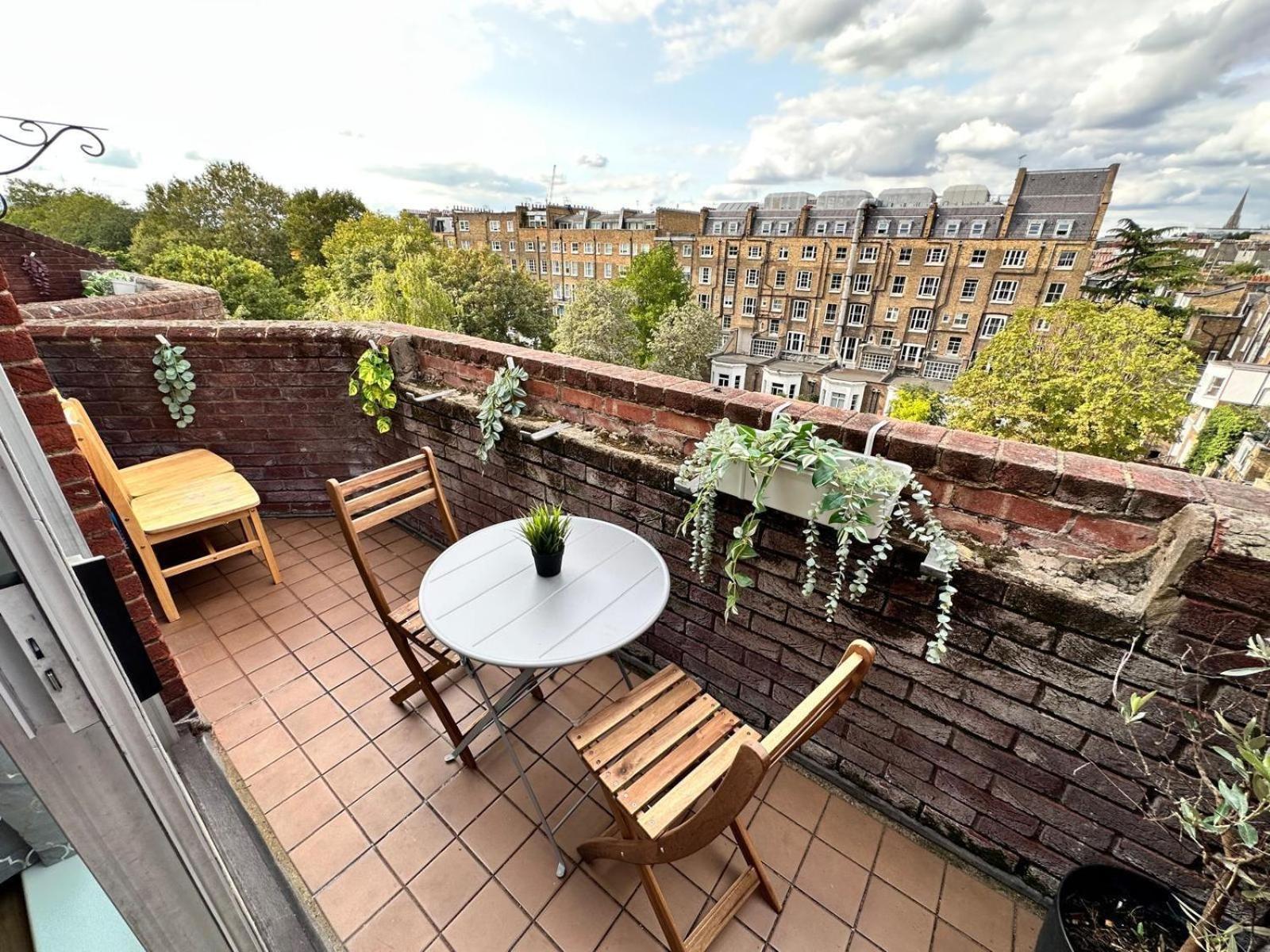 Kensington Two Bedroom Near Cromwell Hospital * Londres