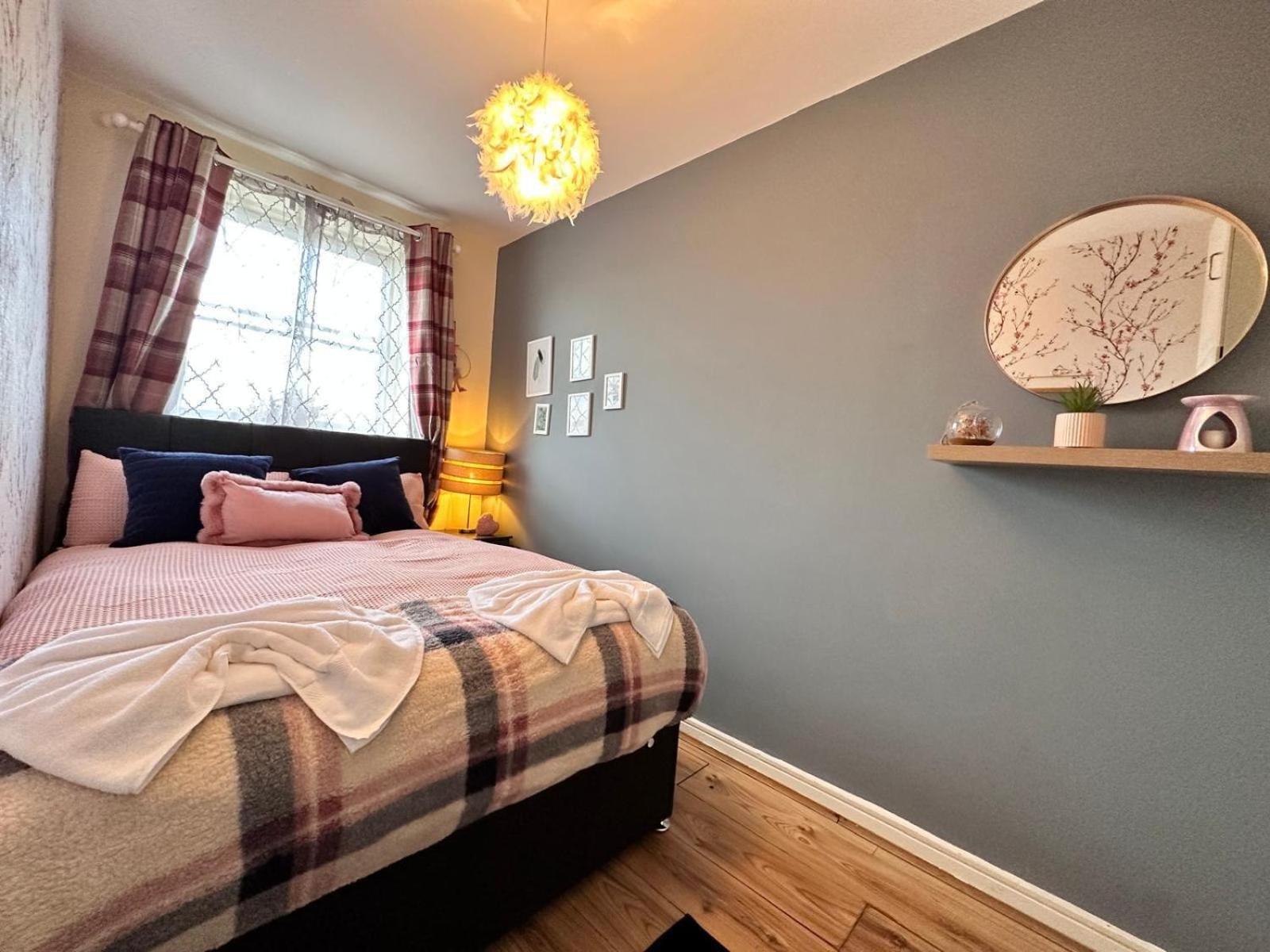 Apartment Kensington Two Bedroom Near Cromwell Hospital