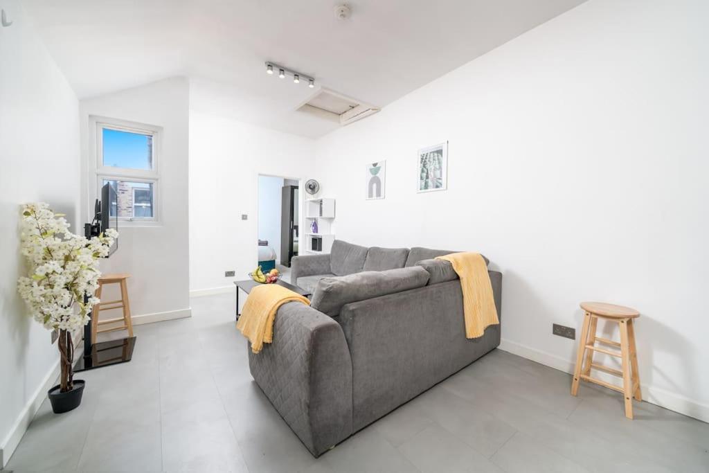 New 3bed Stylish With Amazing Transport * Londres
