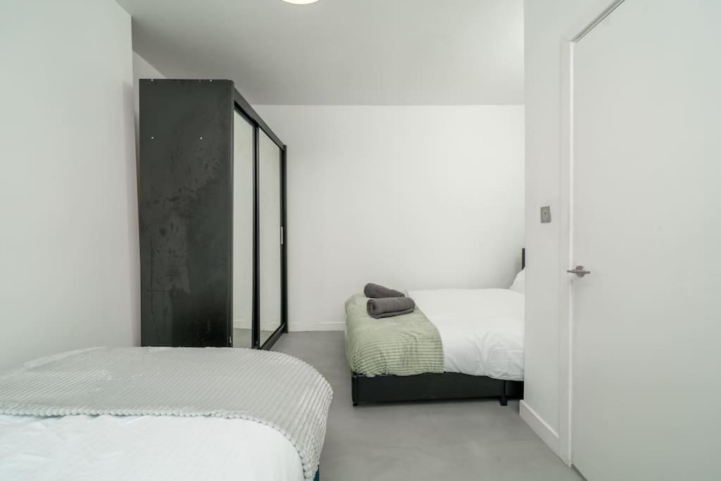 Apartamento New 3bed Stylish With Amazing Transport