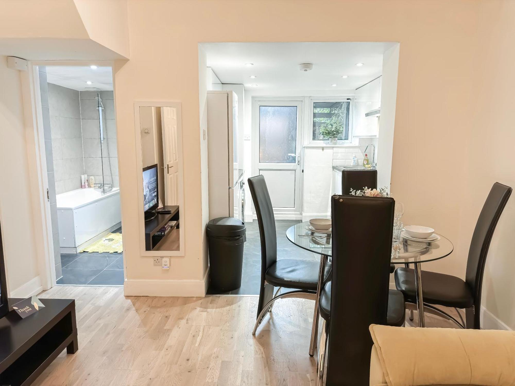 Appartement 1bedroom Flat With Small Garden In Finsbury Park, Highbury Londen