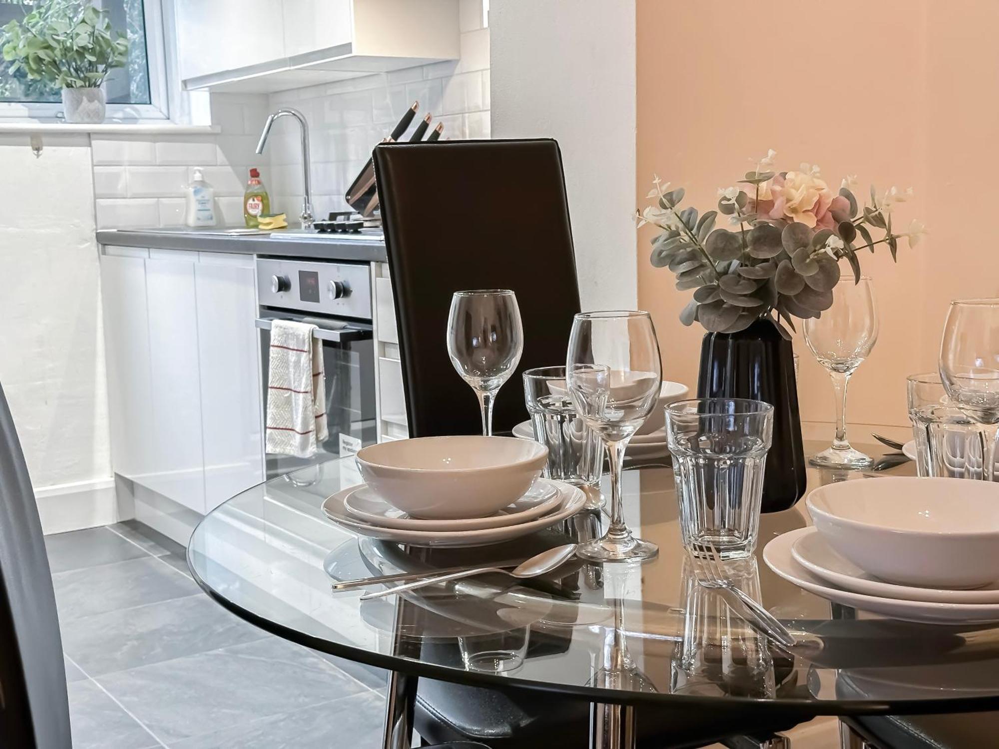 1bedroom Flat With Small Garden In Finsbury Park, Highbury Appartement Londen