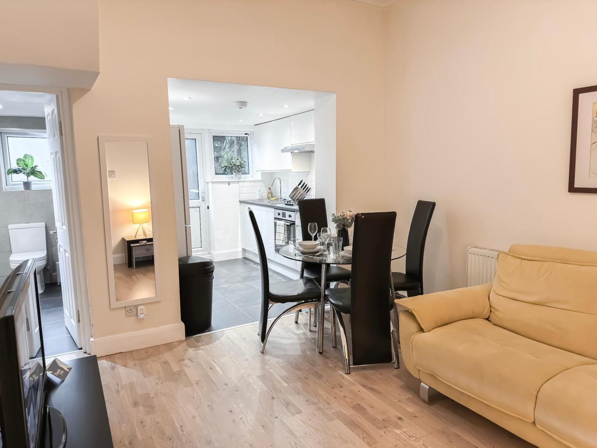 Appartement 1bedroom Flat With Small Garden In Finsbury Park, Highbury Londen