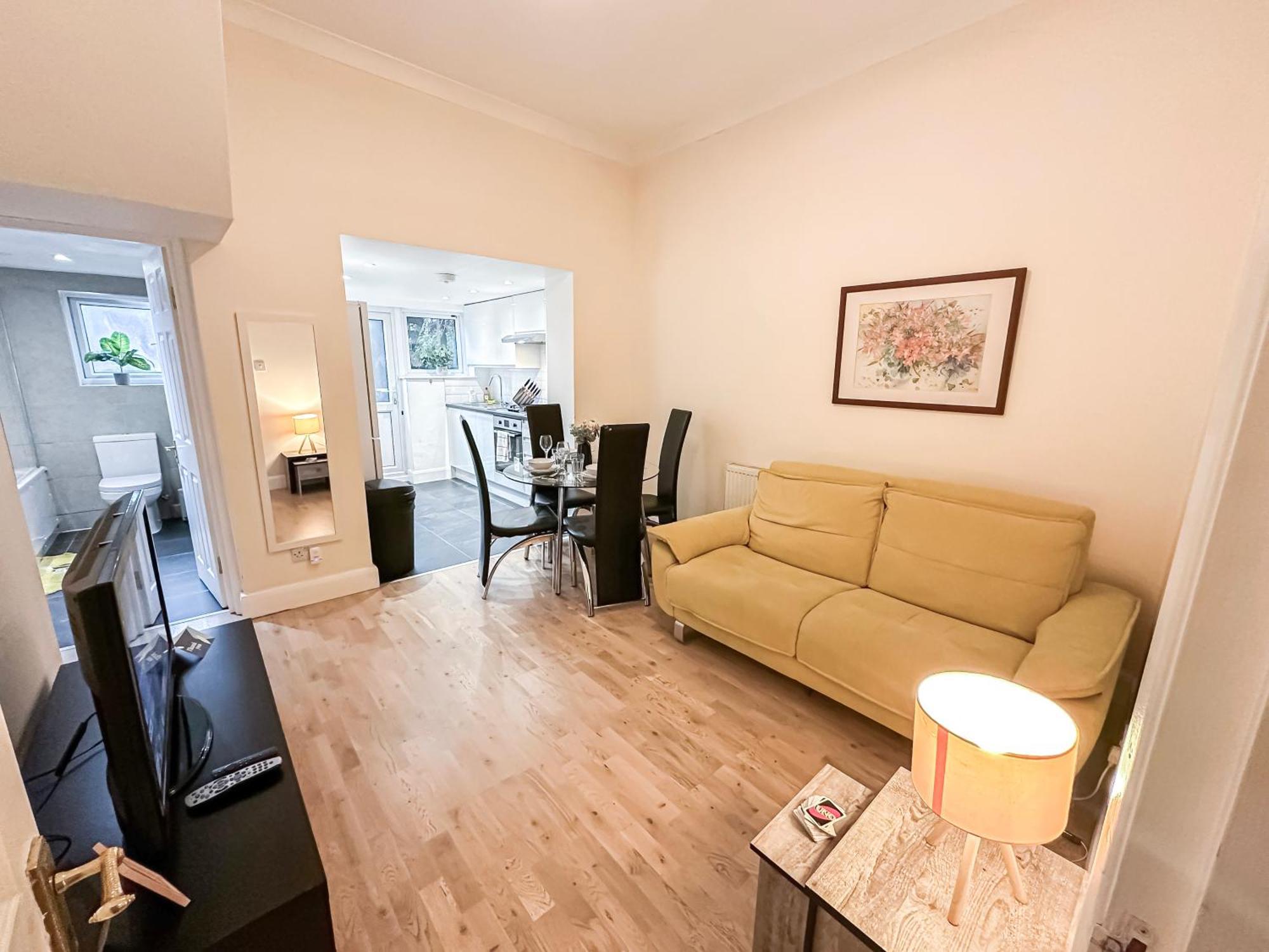 1bedroom Flat With Small Garden In Finsbury Park, Highbury Appartement