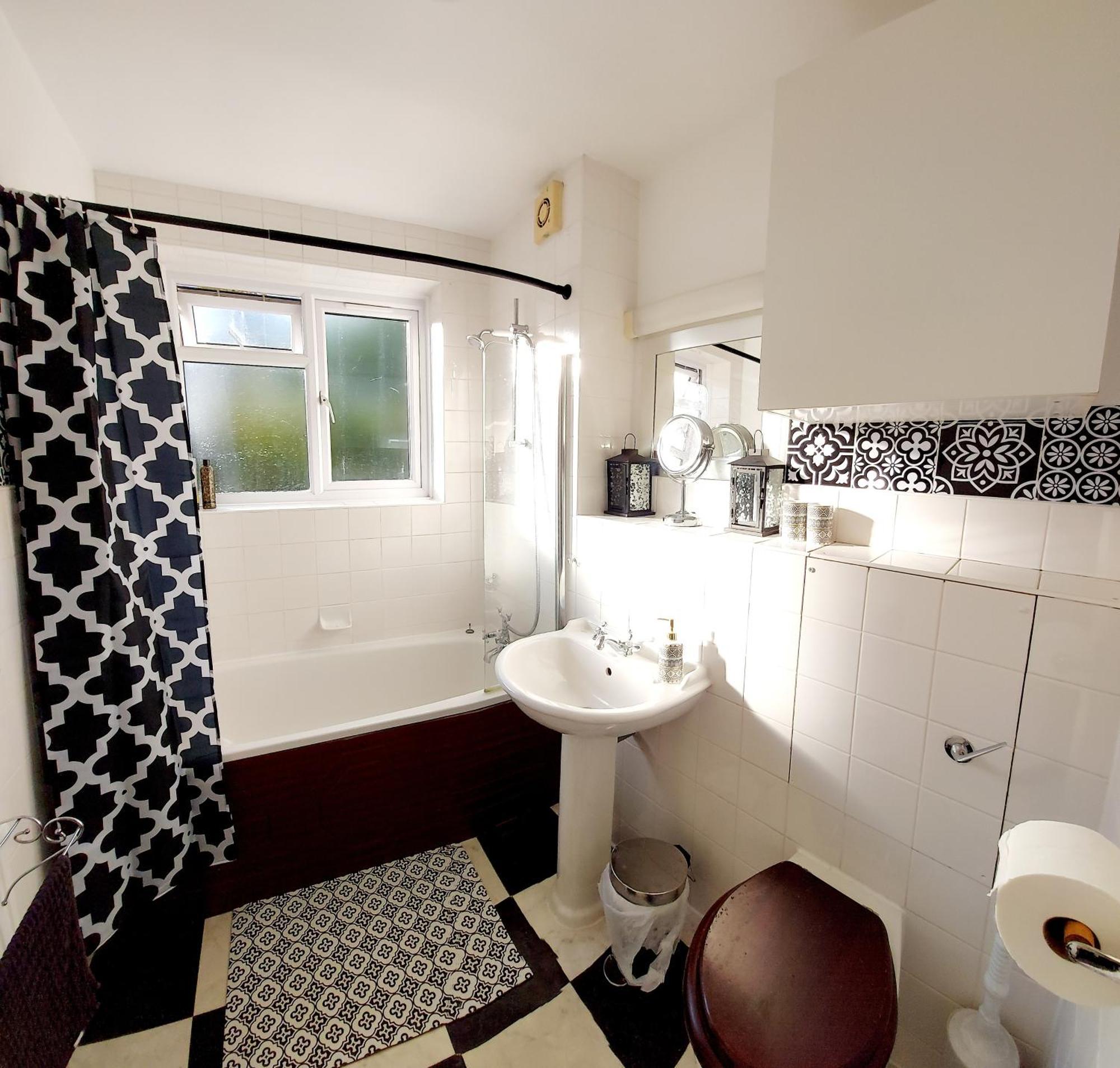Oriental, 2 Double Bedroom Flat, Royal Greenwich, Se Apartment London
