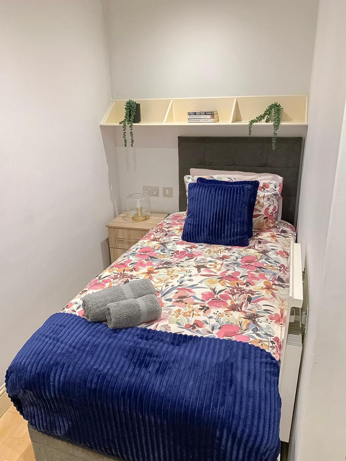 Detached House With Free Parking In Little Venice Near Paddington Hyde Park Appartement