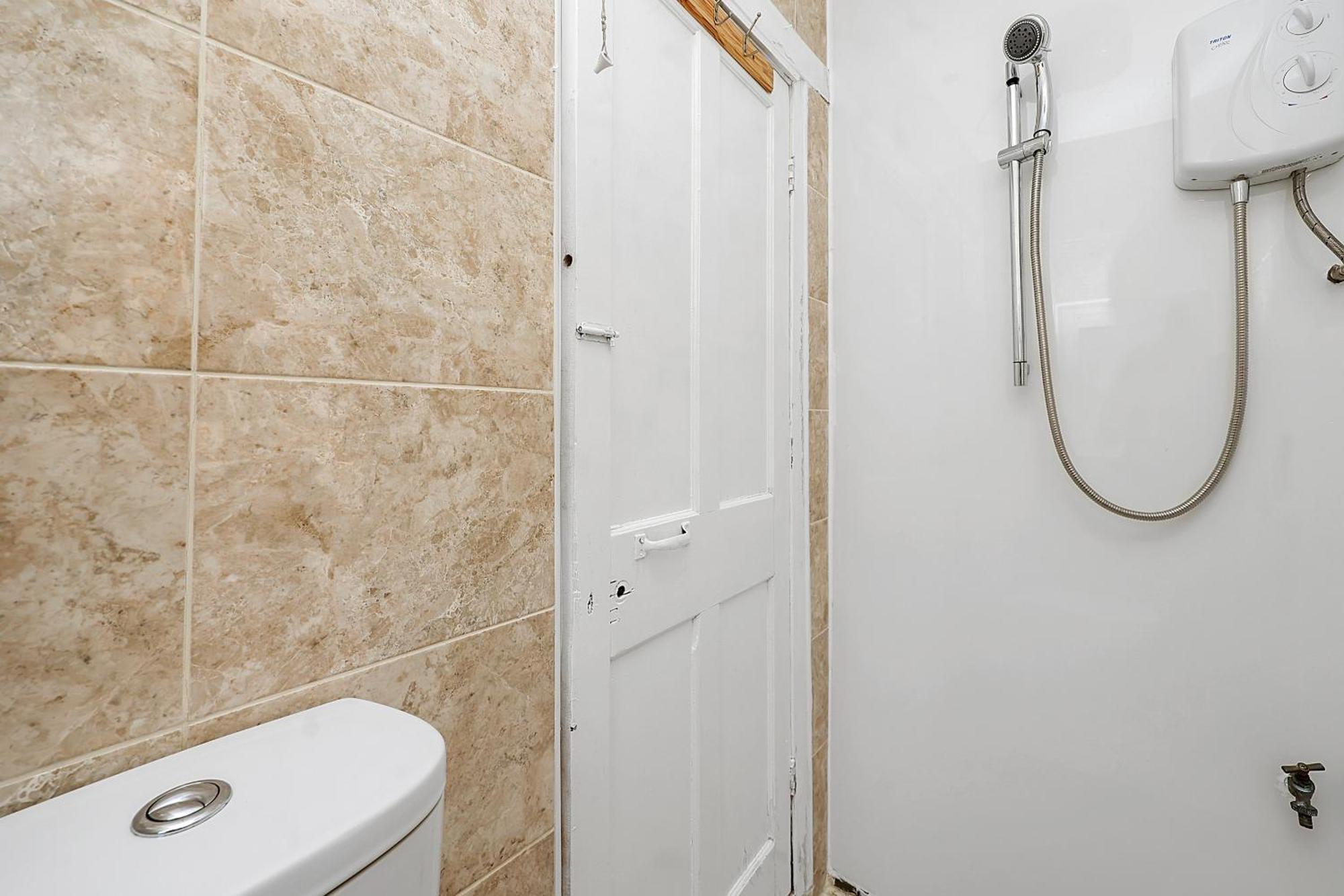 The Panel By Harlington Apartment *