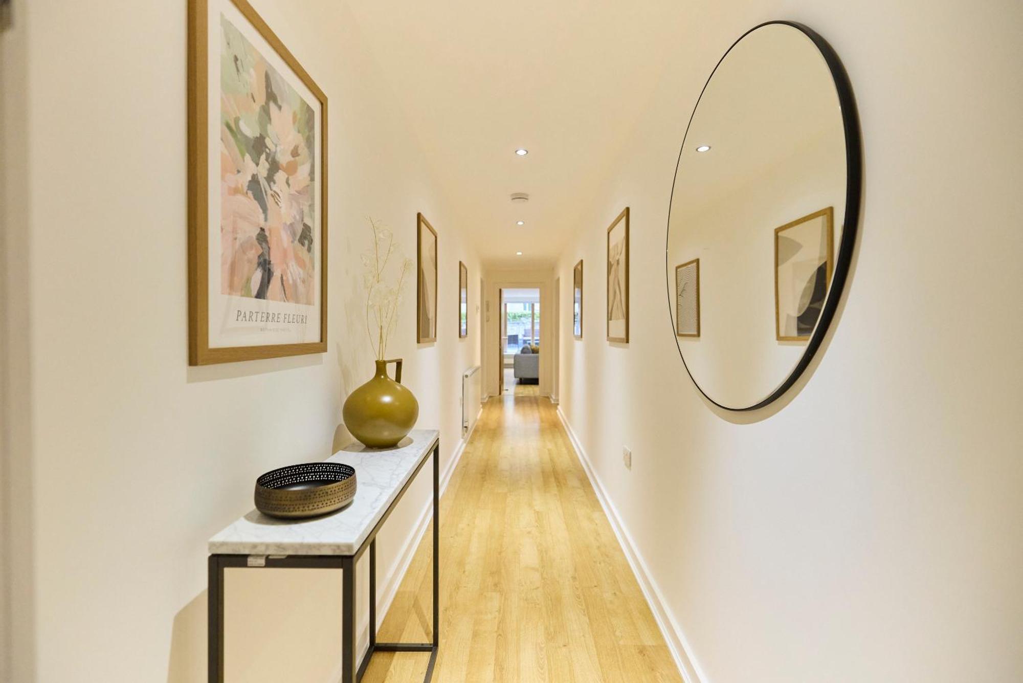 Apartment The Gwendolen Place - Contemporary 2bdr Flat With Terrace And Balcony *