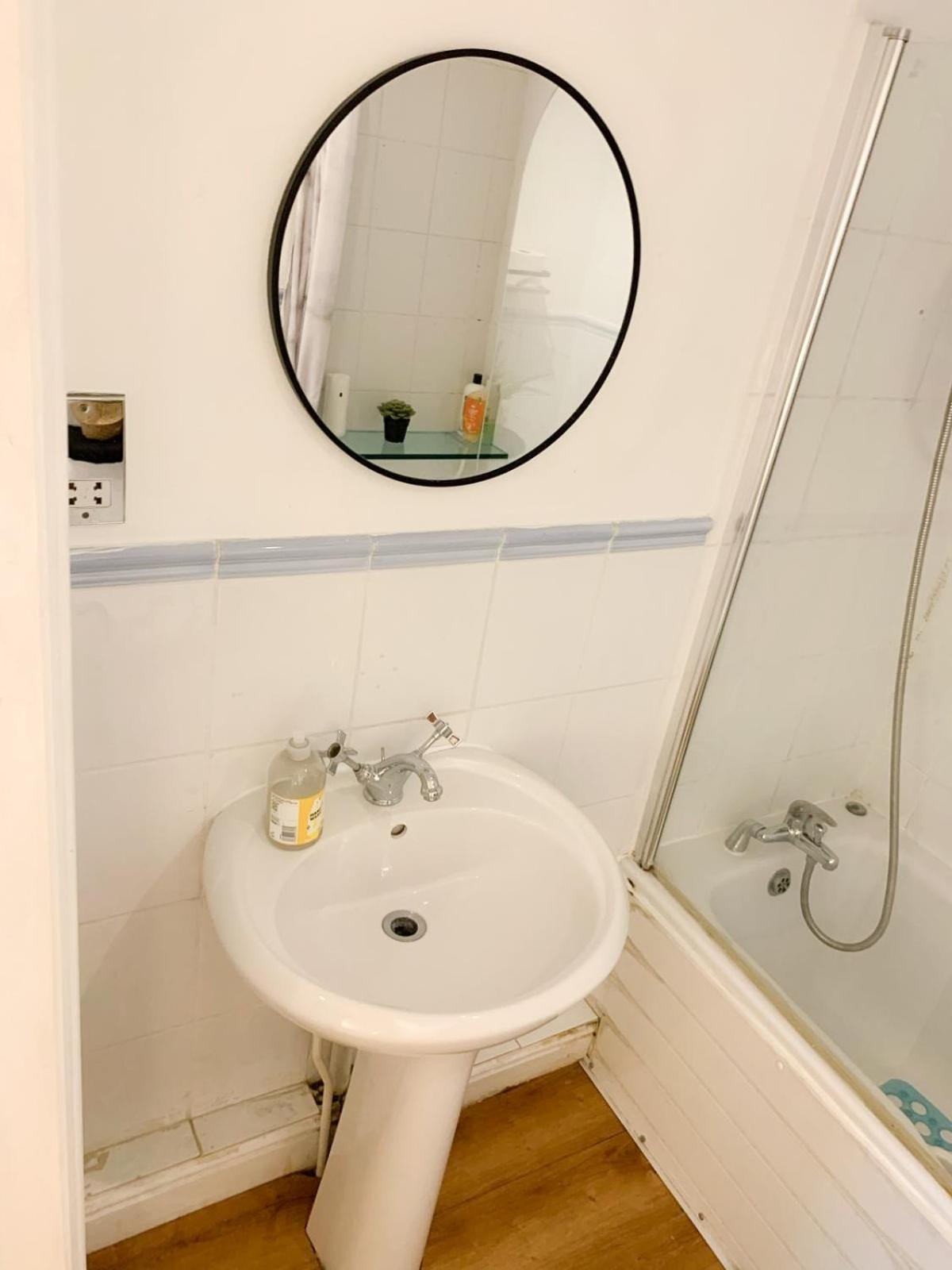 Lovely 1 Bedroom Flat In West Kensington London, Shepherd's Bush Londres