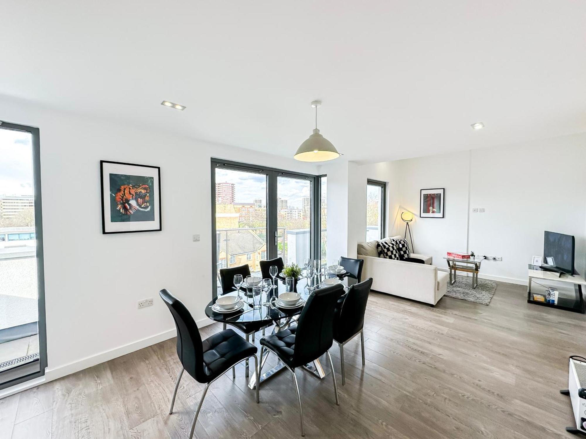 Apartment Contemporary With Private Terraces In Shoreditch, Hoxton, Islington *