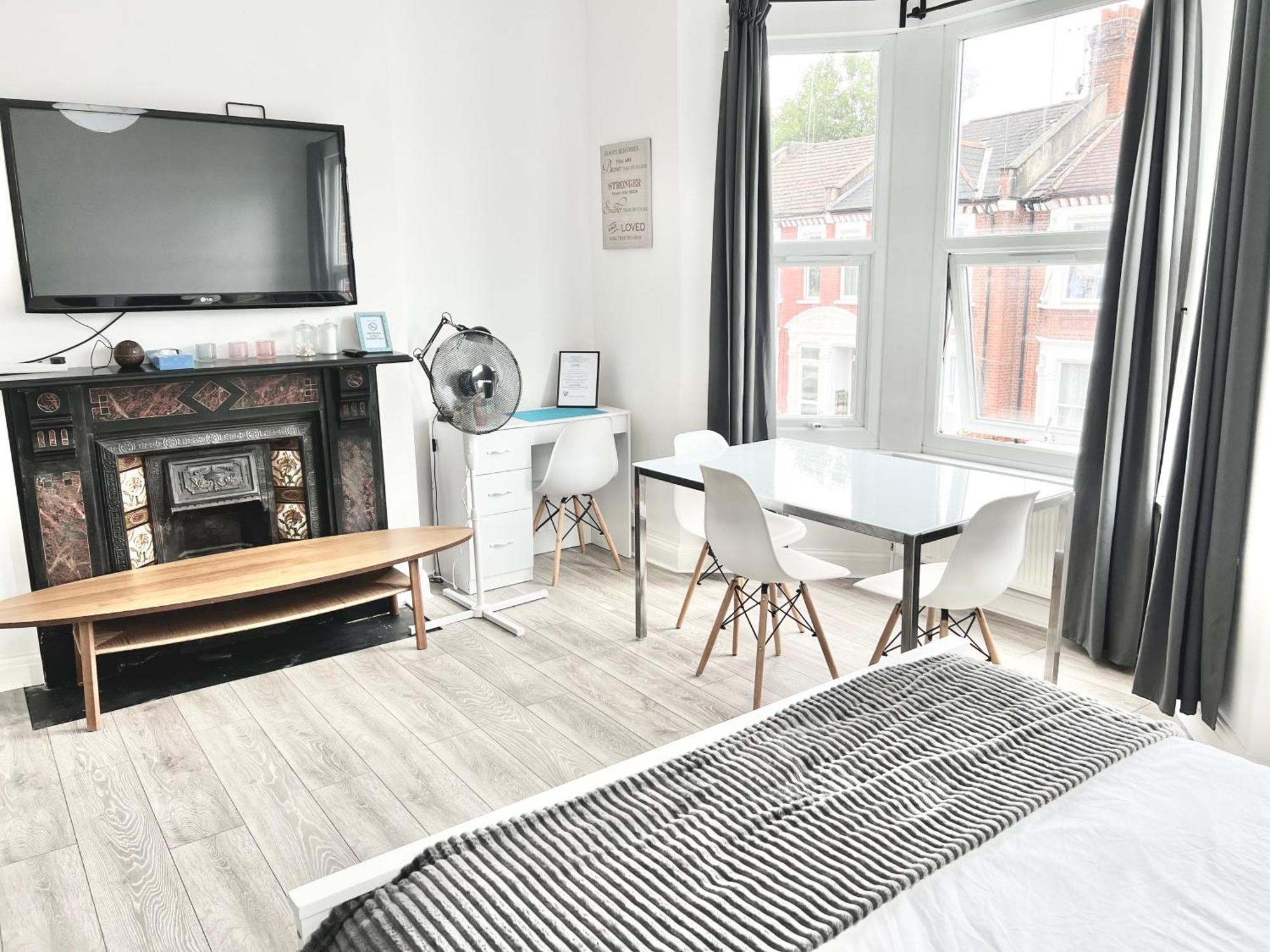 Guest house Westfield Shepherds Bush