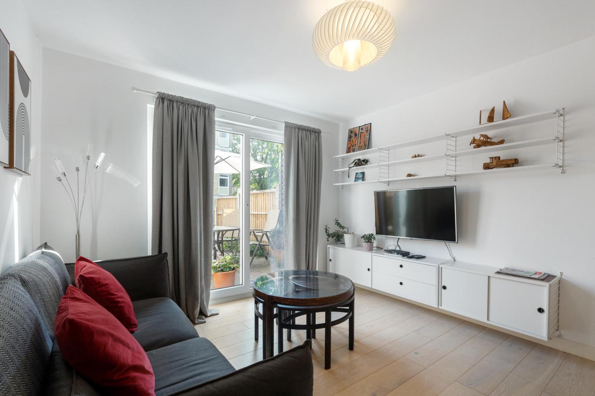 Vakantiehuis 4 Bed 2 Bath - Modern Flat Right On Columbia Road!