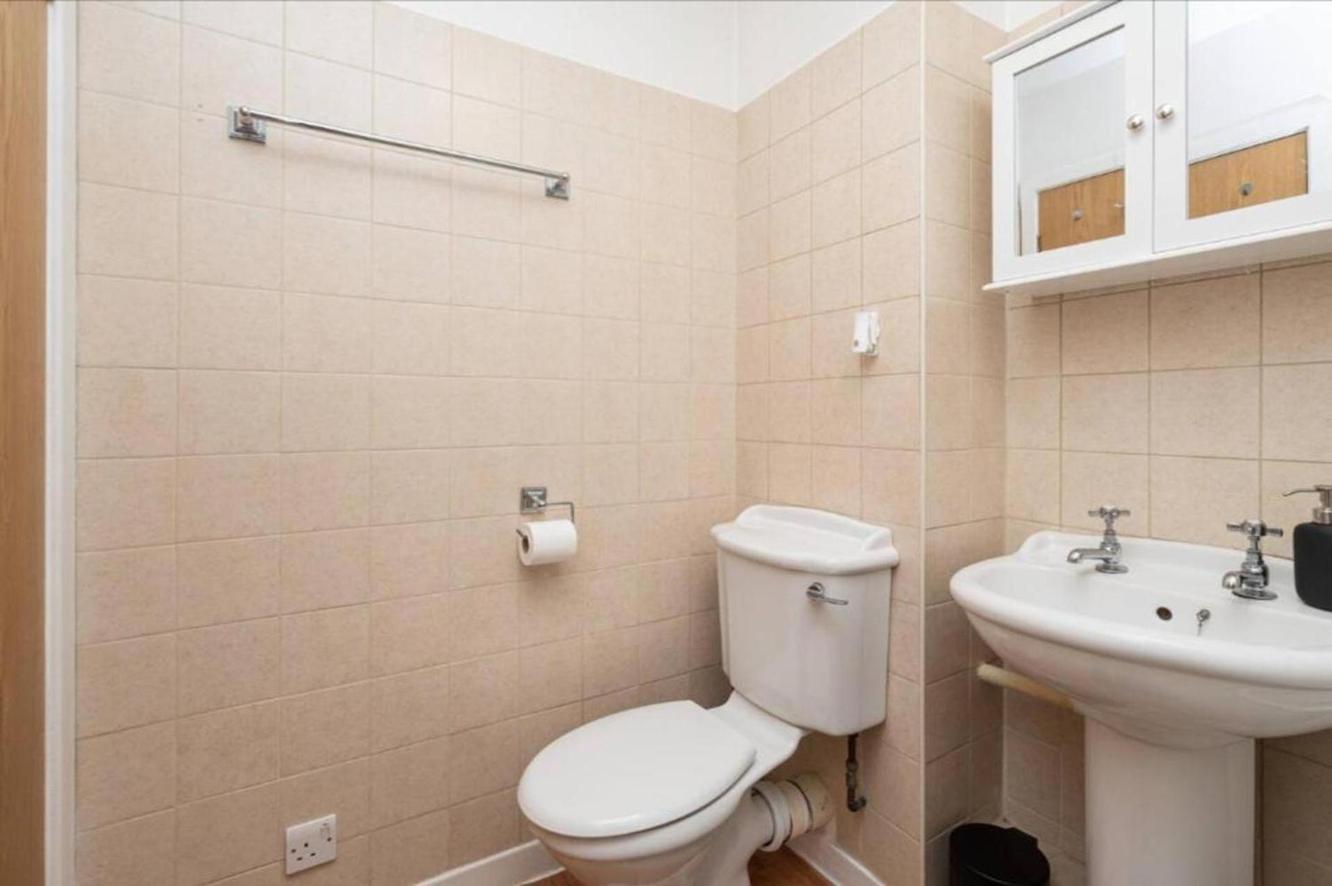 Cosy With Parking Appartement