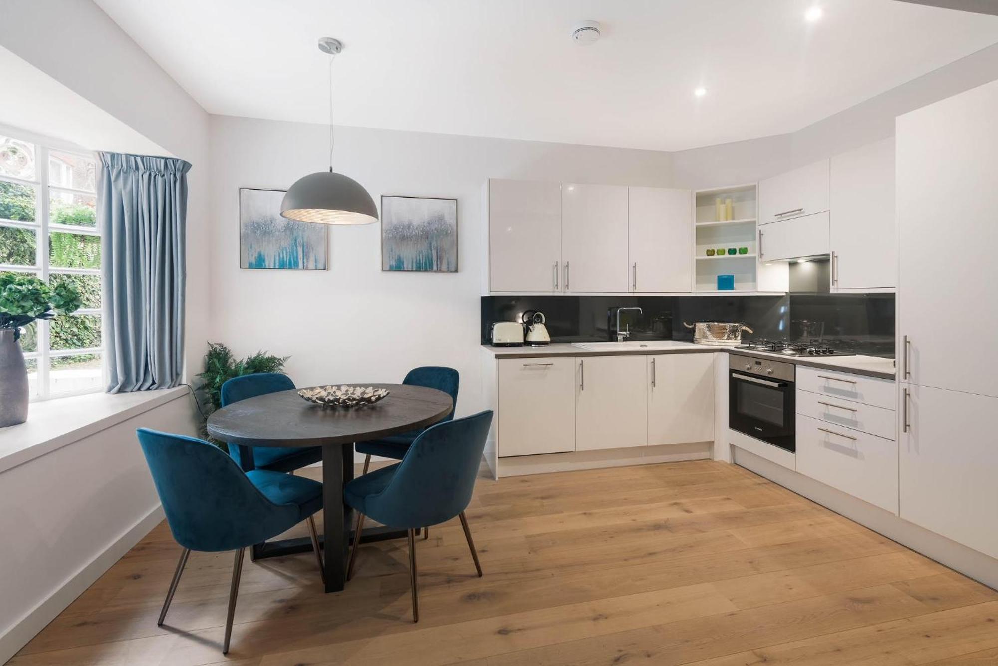 Stylish Knightsbridge Flat * London