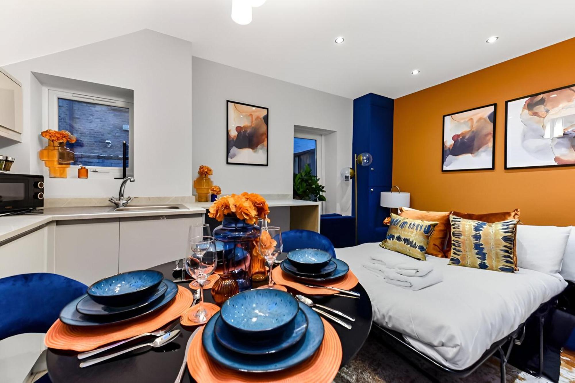 Palatial Style House Secs To Lovely River Walk Apartment *