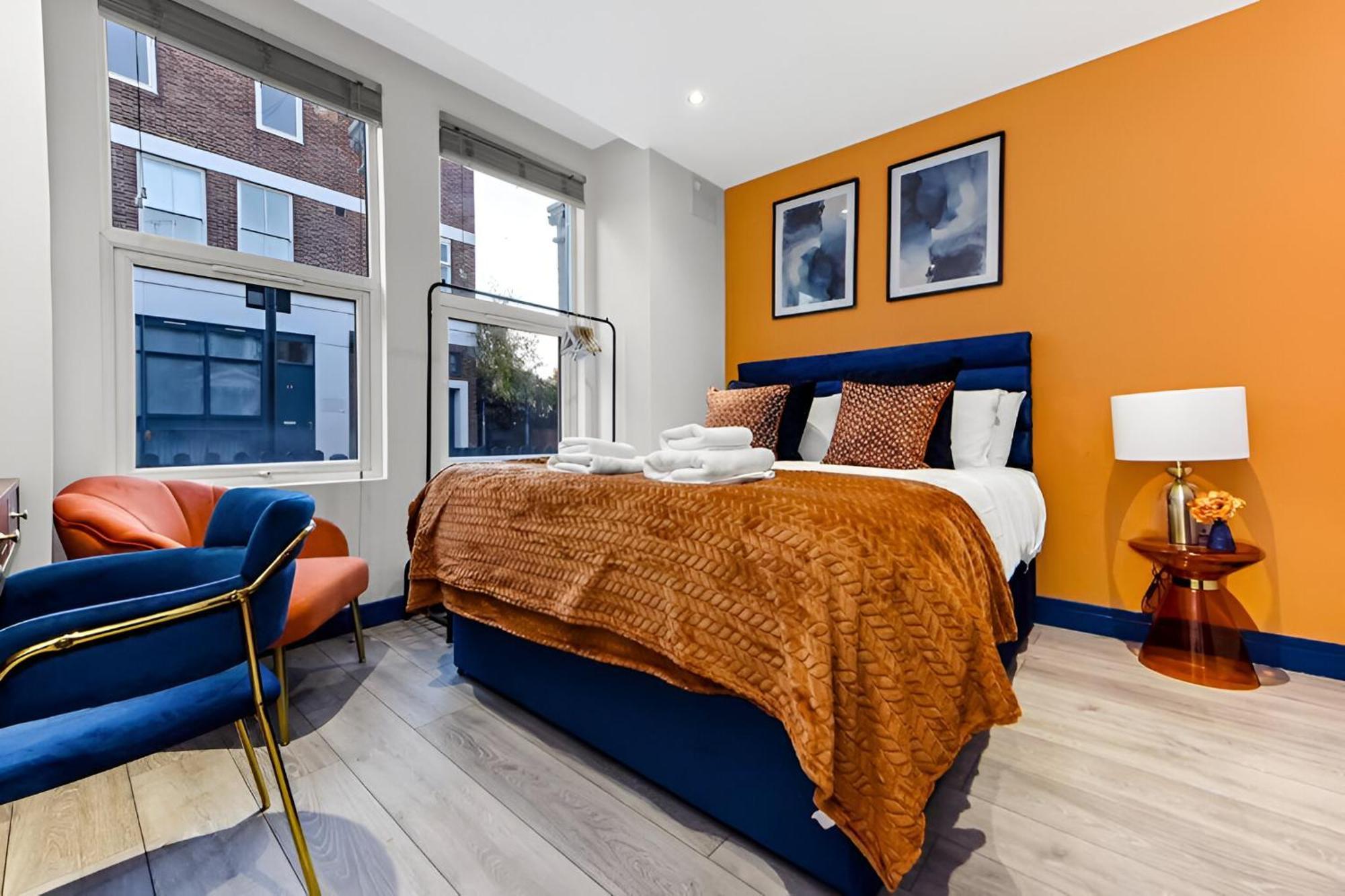 Palatial Style House Secs To Lovely River Walk Apartment *