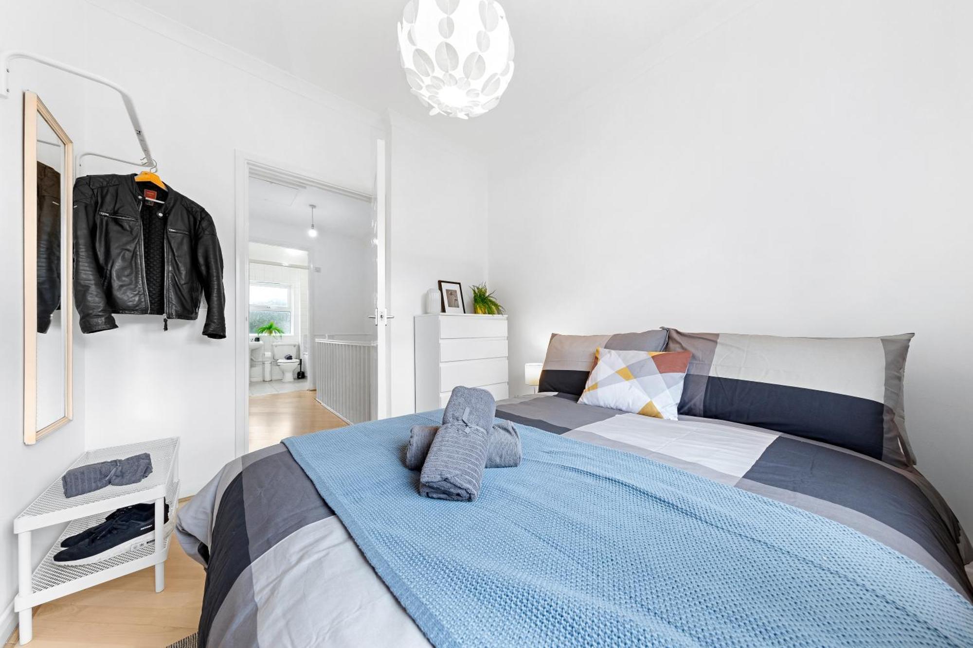 Holiday home Cozylease 3-bed Canary Wharf Retreat,near Lcy *